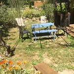 Дом отдыха La Rose Bleue